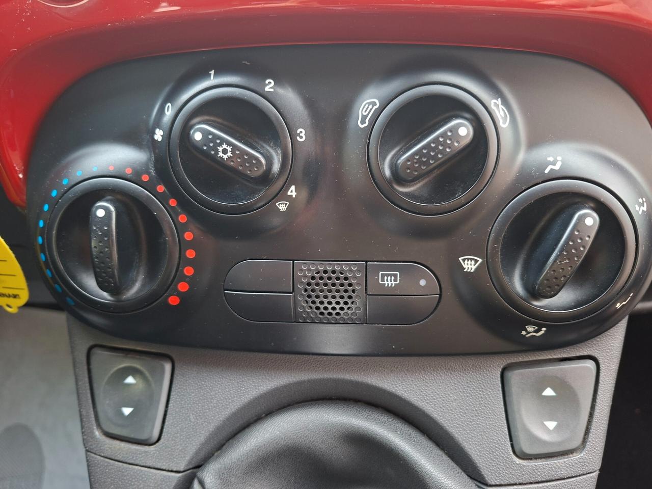 Fiat 500 1.2 Lounge *EURO 6B*