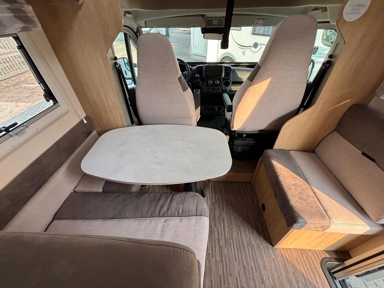 Ci International Horon 90M Sport camper