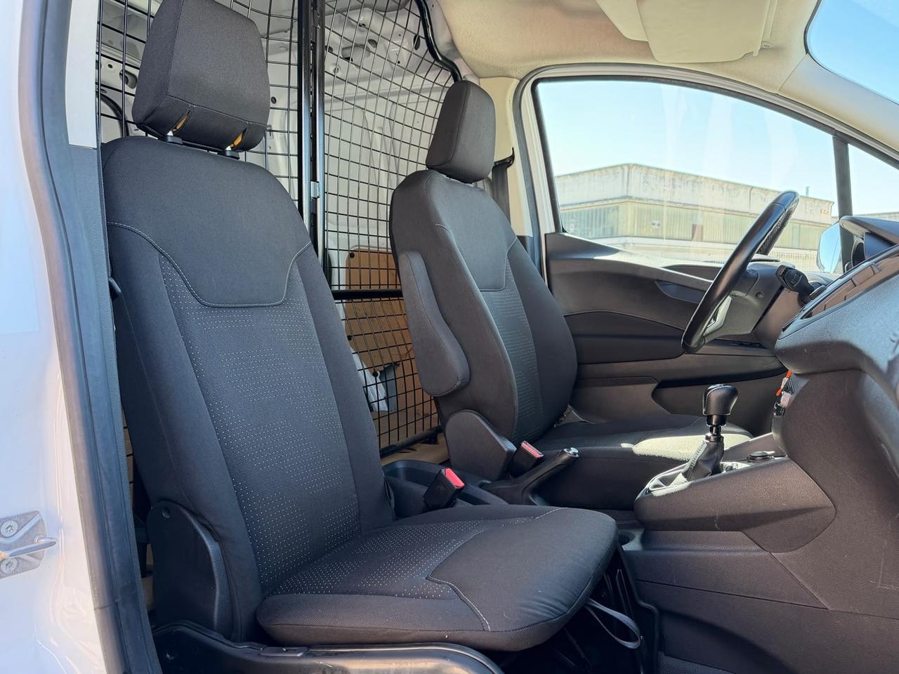Ford Transit Courier 2021 Diesel