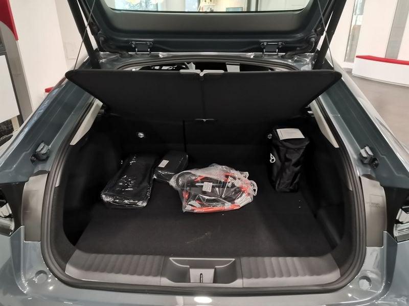 Toyota Prius Plug-in Hybrid Lounge