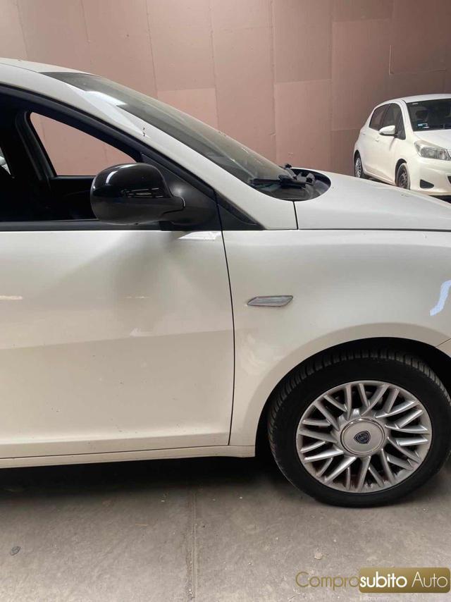 LANCIA Ypsilon 1.3 MJT 16V 95 CV 5 porte S&S Elefantino