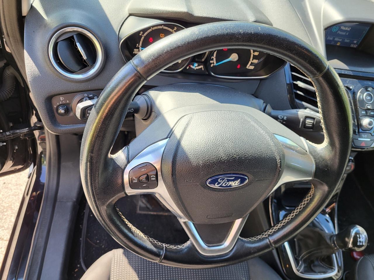 Ford FIESTA 1.4 GPL-UNICO PROPR-NAVI-3 REVISIONI