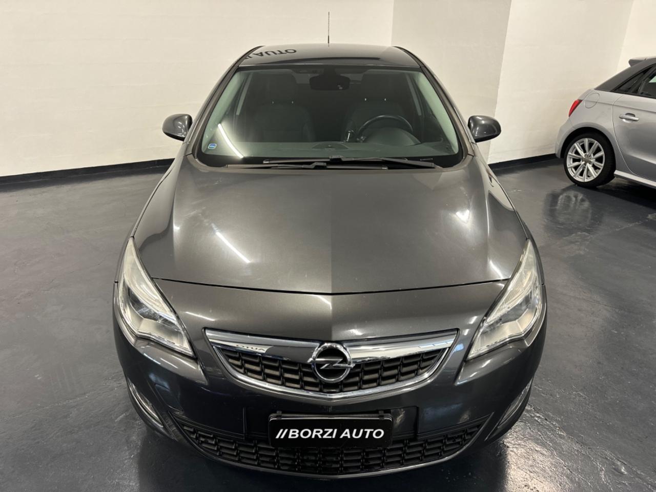 Opel Astra 1.7 CDTI 125CV 5p Cosmo EURO 5