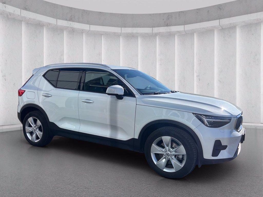 VOLVO XC40 2.0 b3 Core auto del 2025