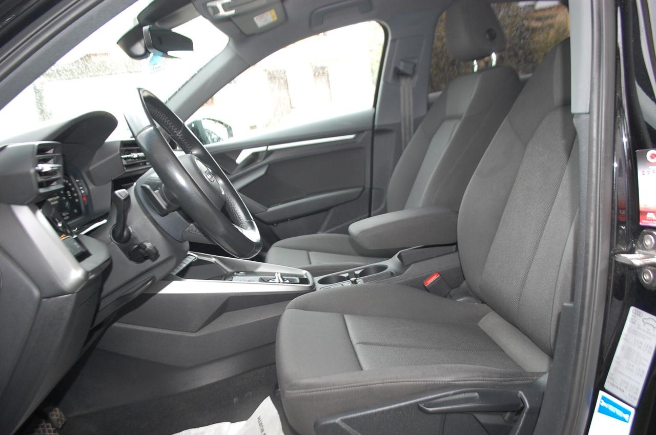 Audi A3 Sportback 35 2.0 tdi 150CV Business S-Tronic Uff Italy