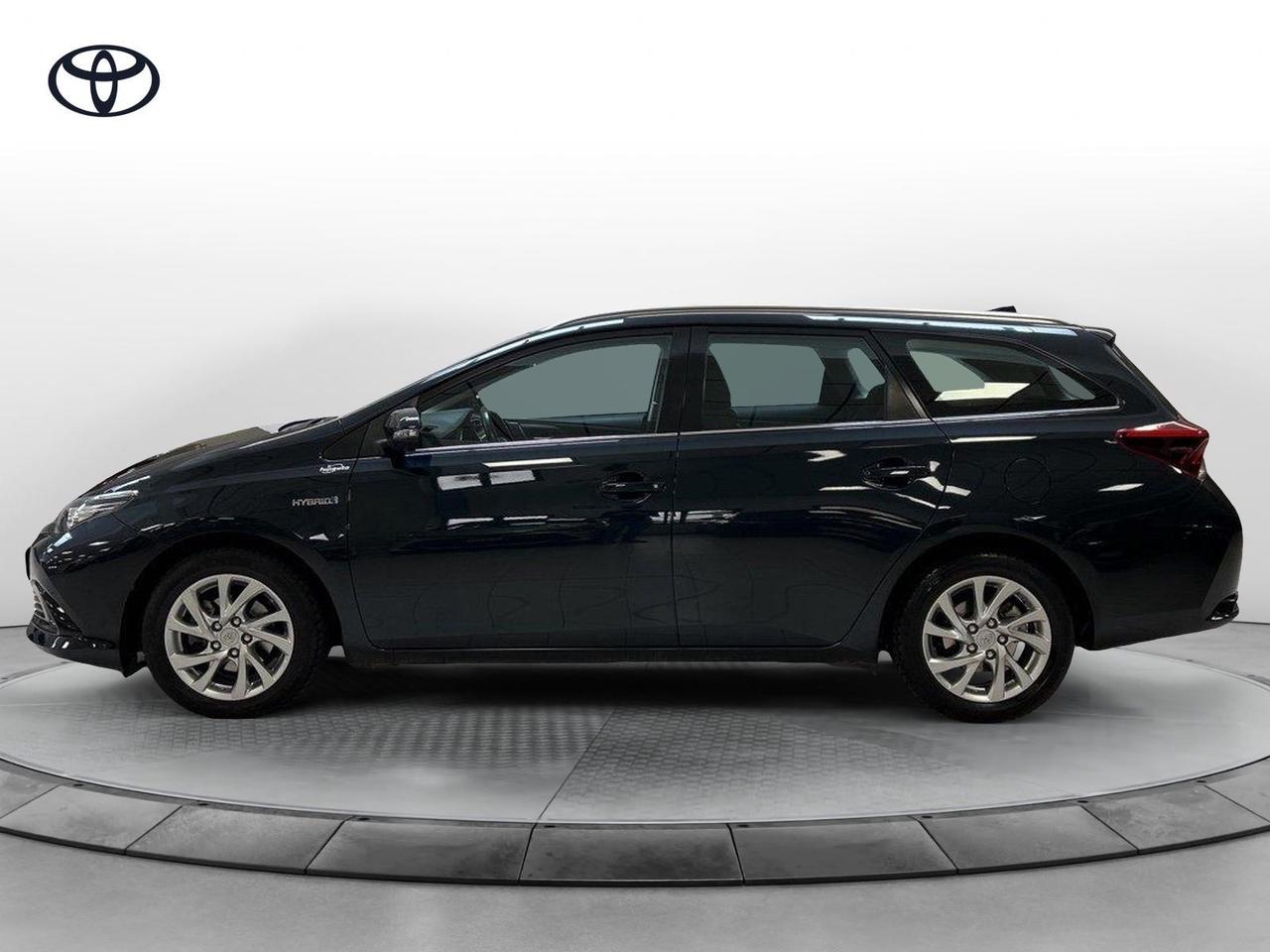 Toyota Auris Touring Sports 1.8h Active cvt