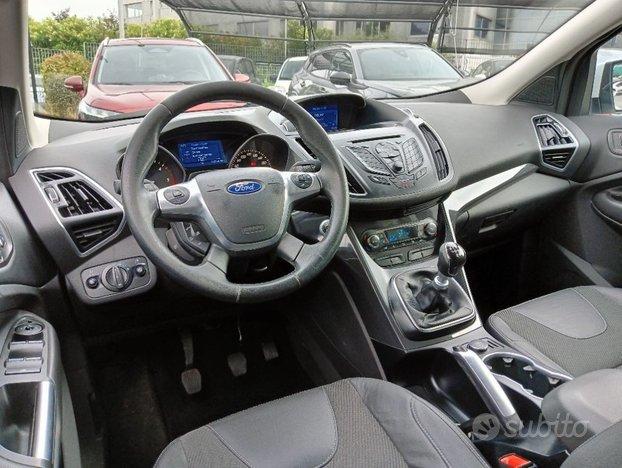 FORD Kuga 2.0 TDCI 150 CV S&S 4WD Titanium