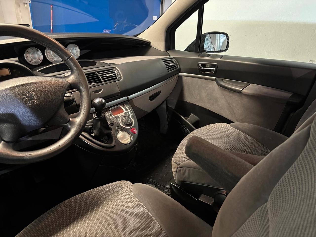 Peugeot 807 2.2 HDi 170CV FAP SV