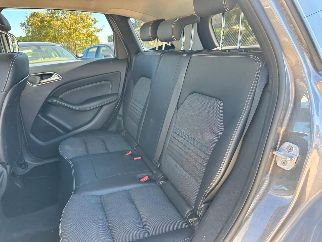 Mercedes-benz B 180 d Business