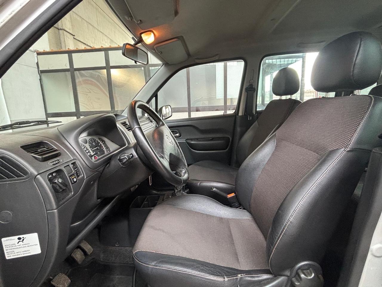 Con soli 37.000 KM Opel Agila 1.0 12V Fashion Line