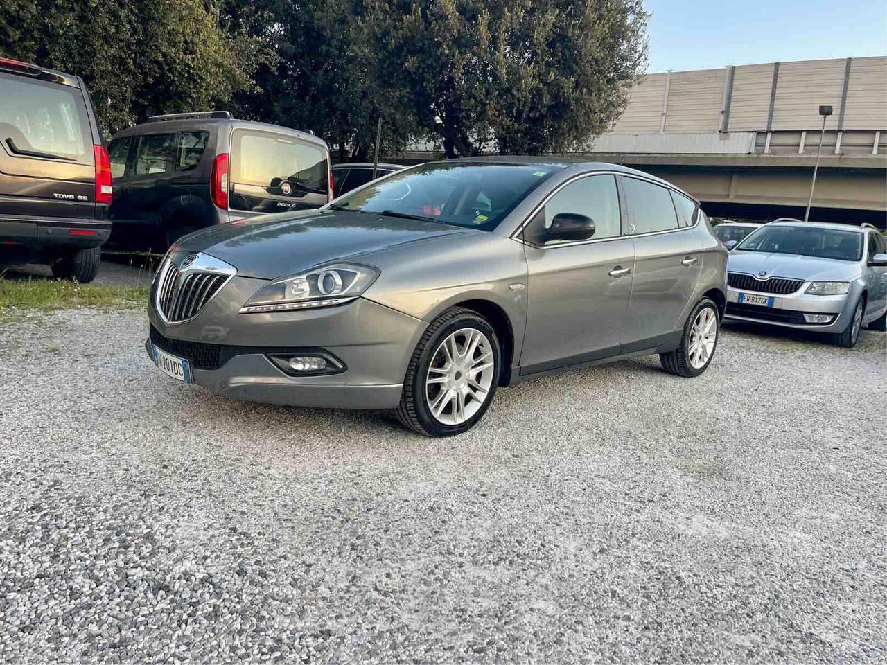 LANCIA DELTA - 163 CV - PLATINO