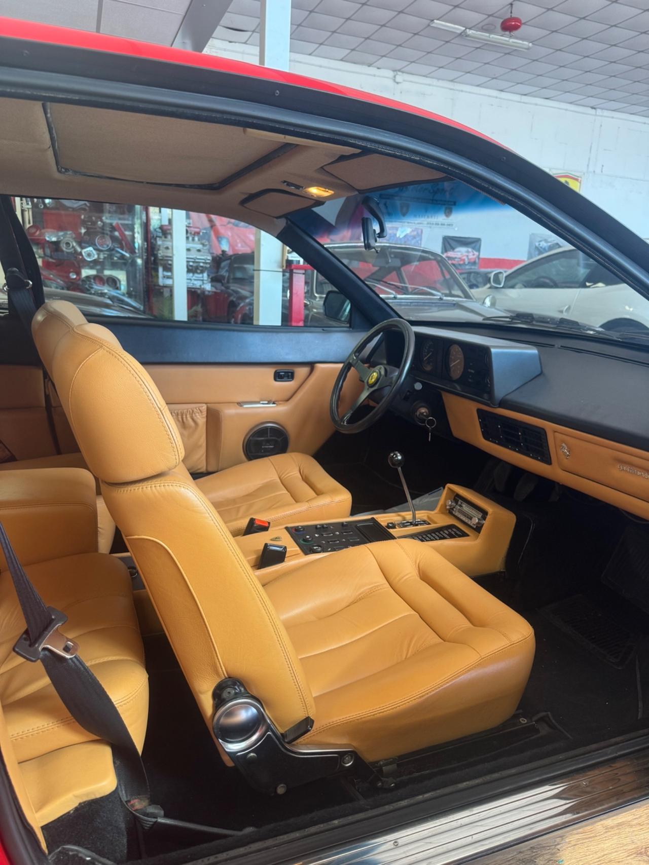 Ferrari Mondial 3.0 Quattrovalvole Da vetrina PERMUTE