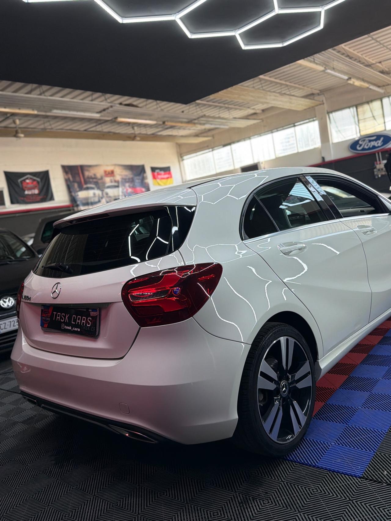 Mercedes-benz A 180 d Premium