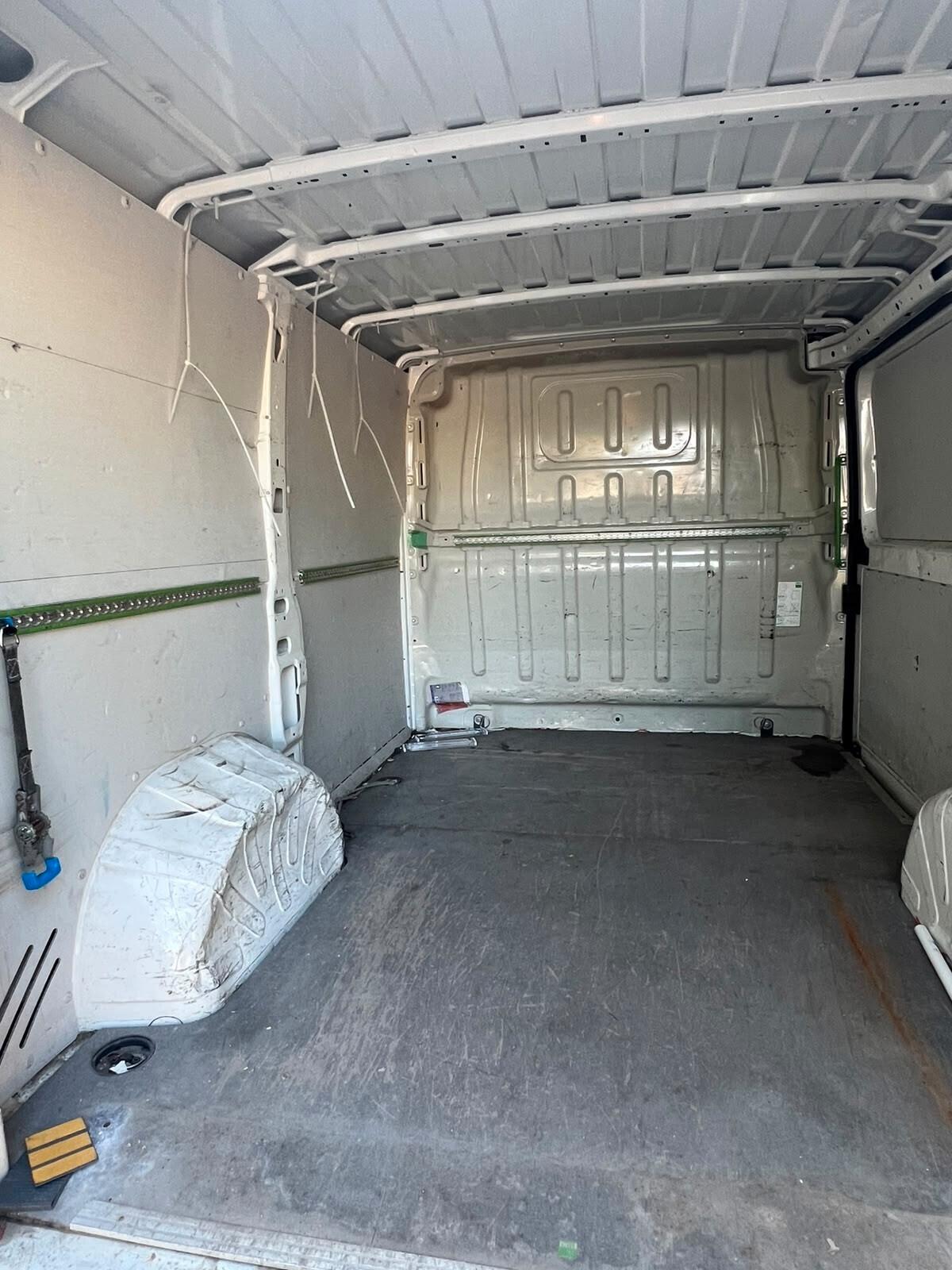 Peugeot Boxer 330 2.0 BlueHDi PC-TN Furgone