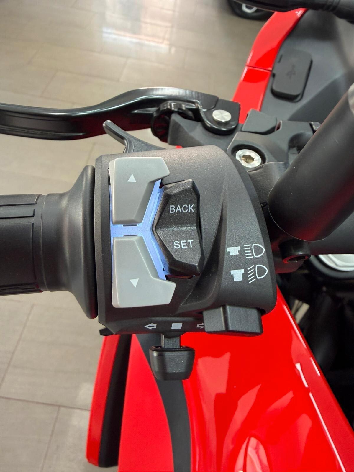 Moto Morini X-Cape 700 TOTAL BLACK DA 70 EURO AL MESE