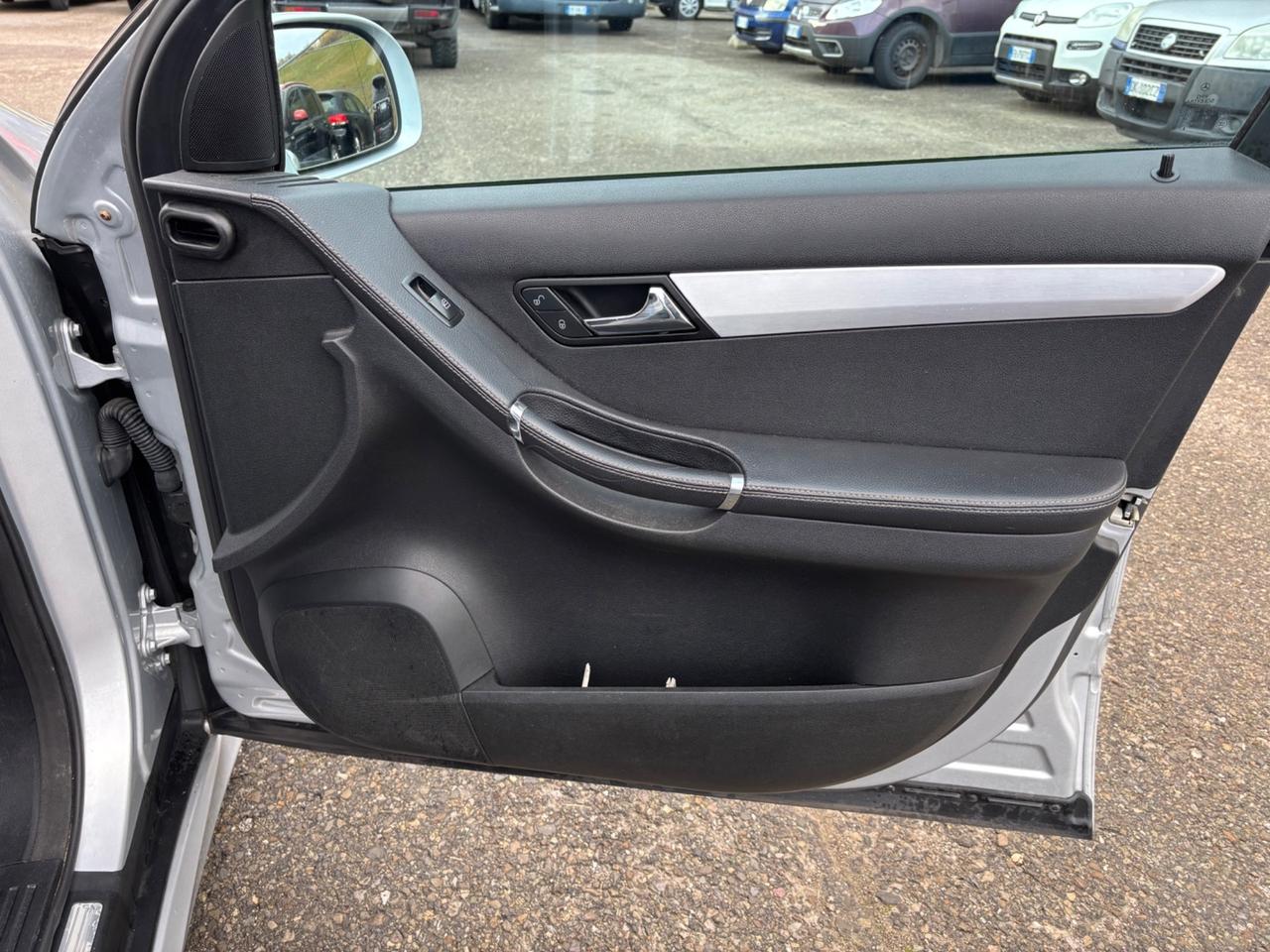 Mercedes-benz R 320 CDI cat 4Matic SOLO PER OPERATORI DEL SETTORE