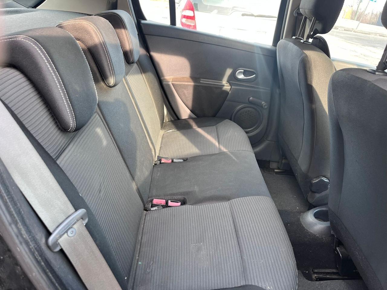 Renault Clio 1.2 16V 5 porte GPL Dynamique