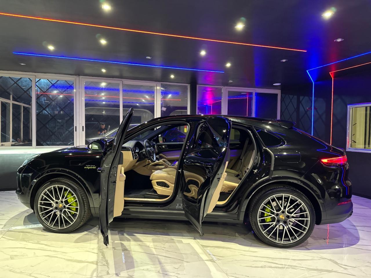 Porsche Cayenne e-hybrid Platinum