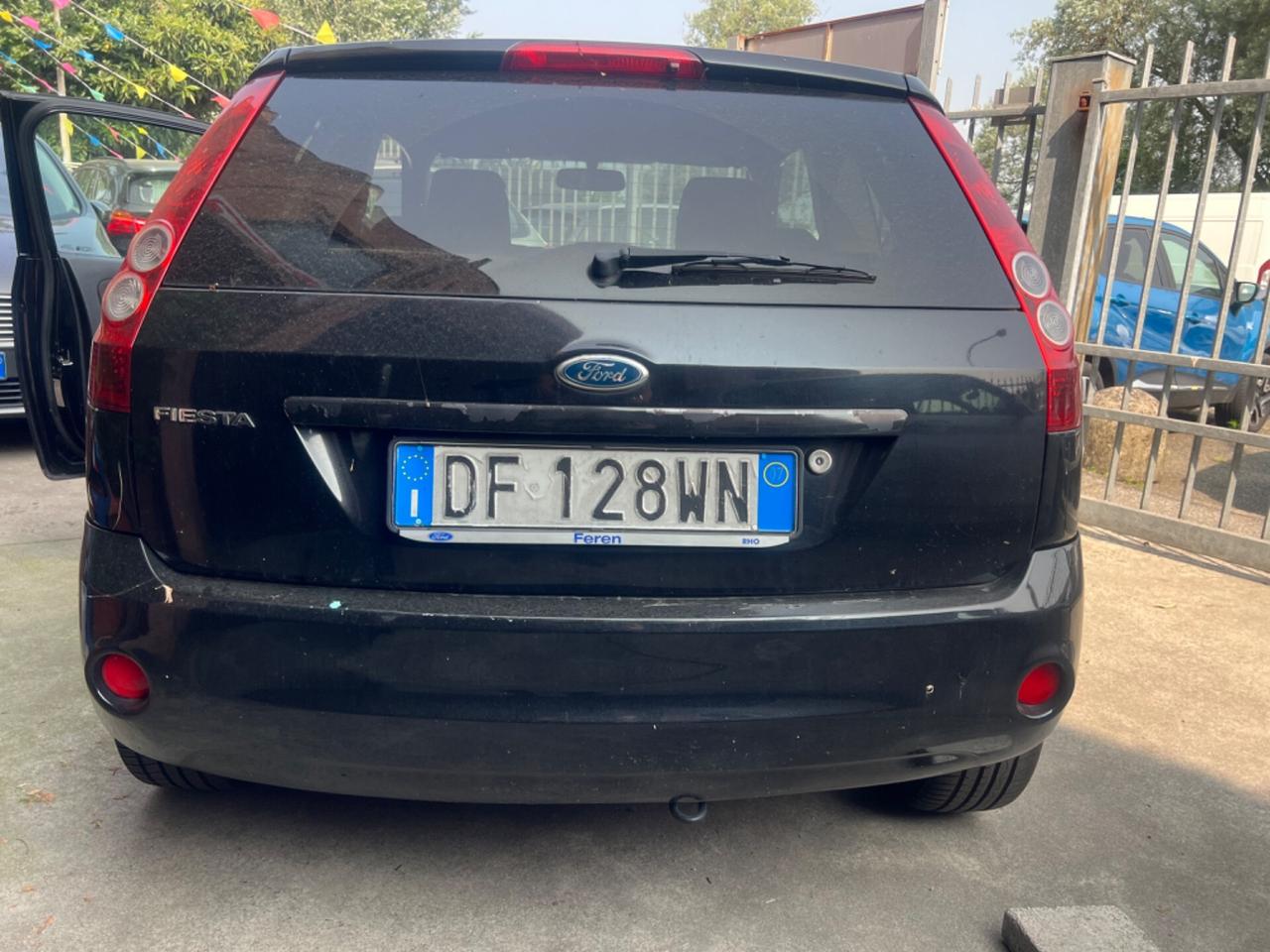 Ford Fiesta 1.2 16V 5p. Ghia