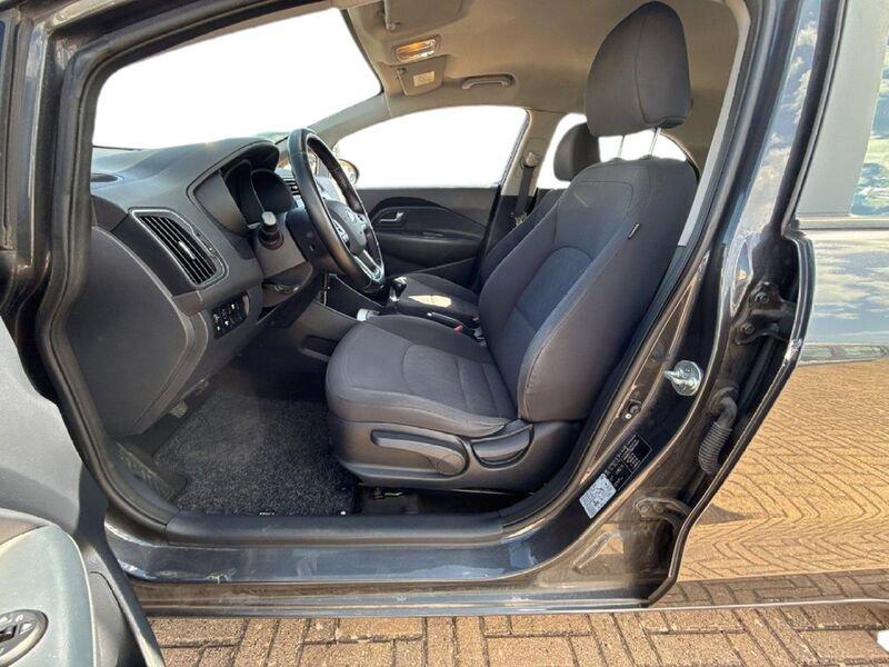 KIA Rio 1.2 CVVT 5p. Cool