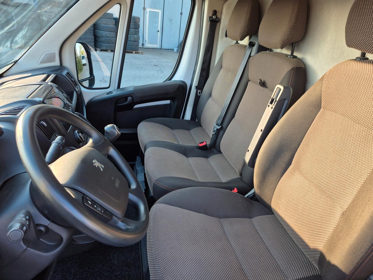 Peugeot Boxer L2H2 2.2 140CV