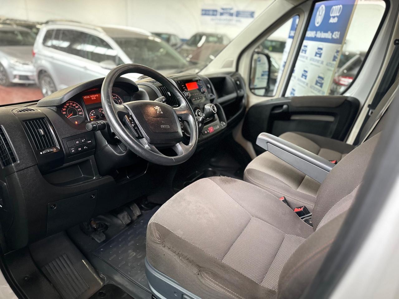 Peugeot Boxer 330 2.2 BlueHDi 140 S&S PC-TN Furgone