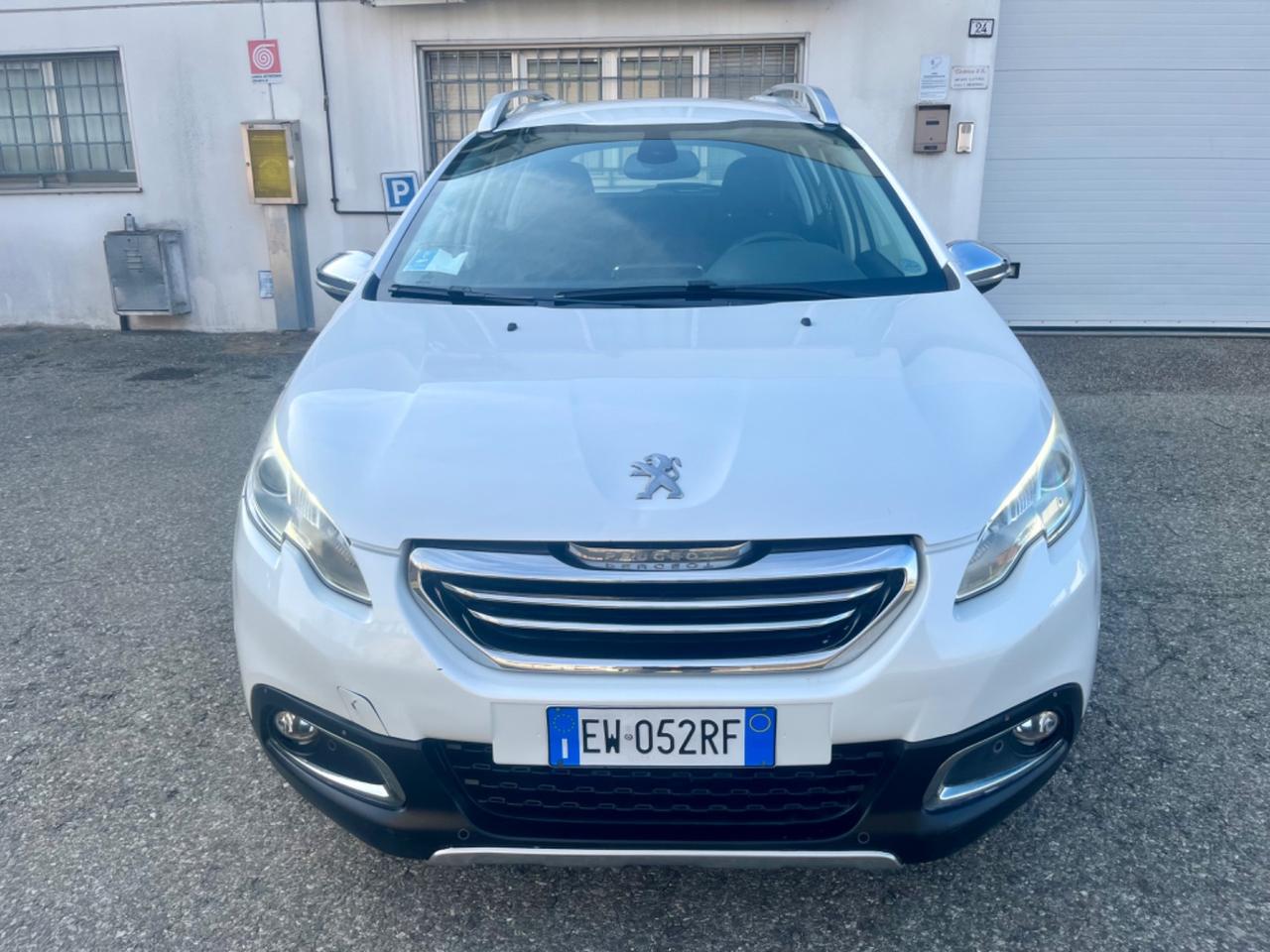 Peugeot 2008 1.6benz 2014 141.000km tagliandati