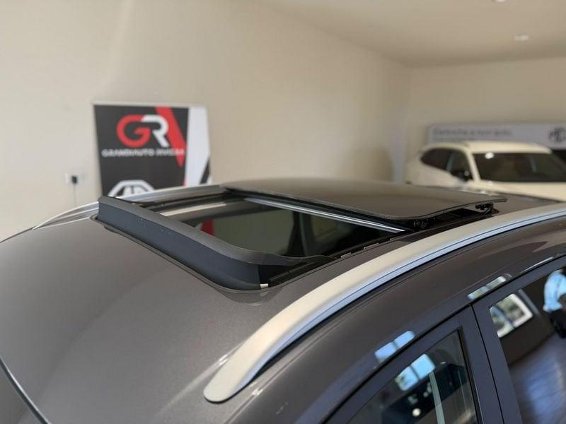 MG ZS HEV 1.5 Hybrid+ Luxury