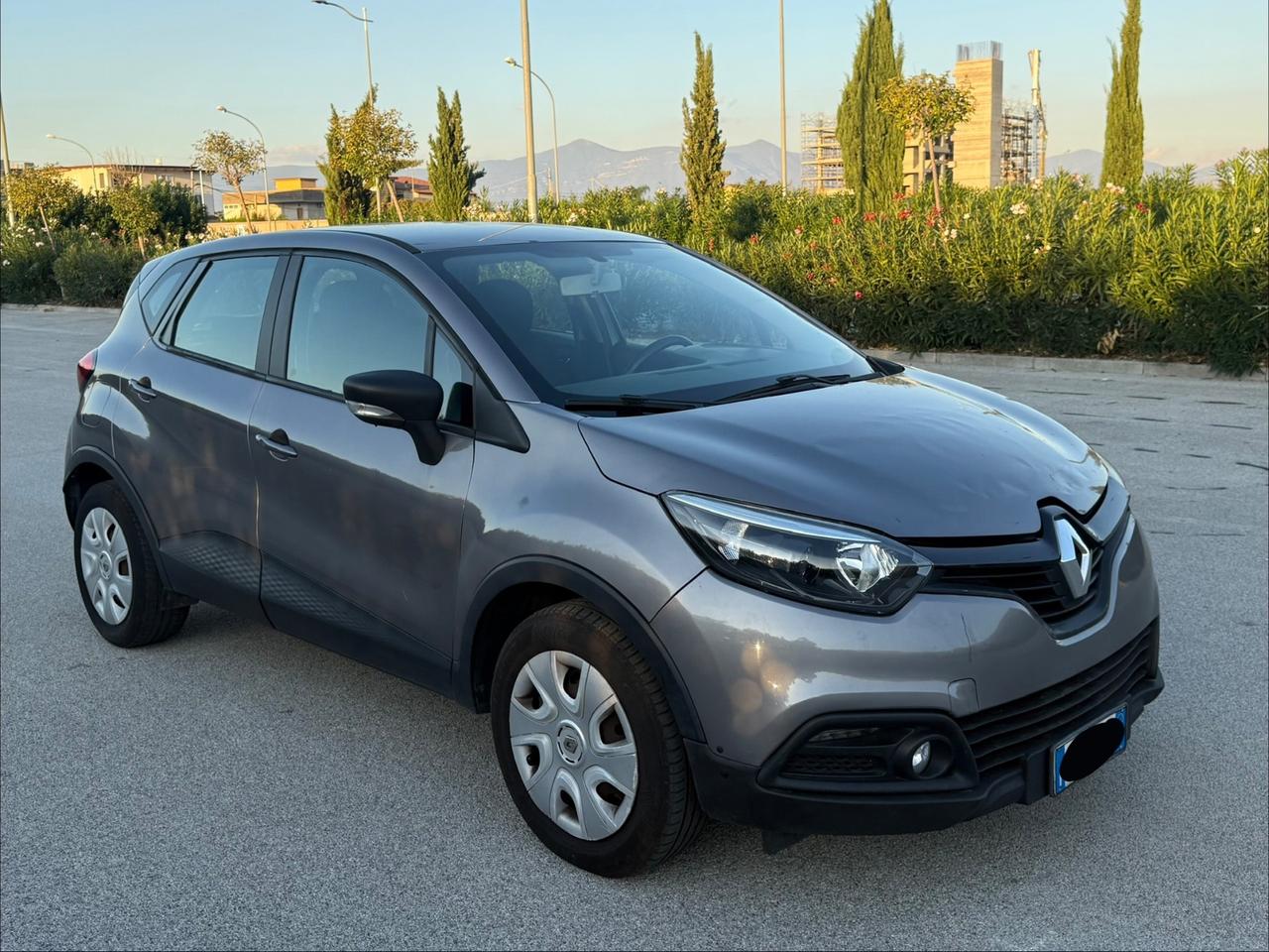 Renault Captur 1.5 Diesel 90CV 12 mesi di garanzia