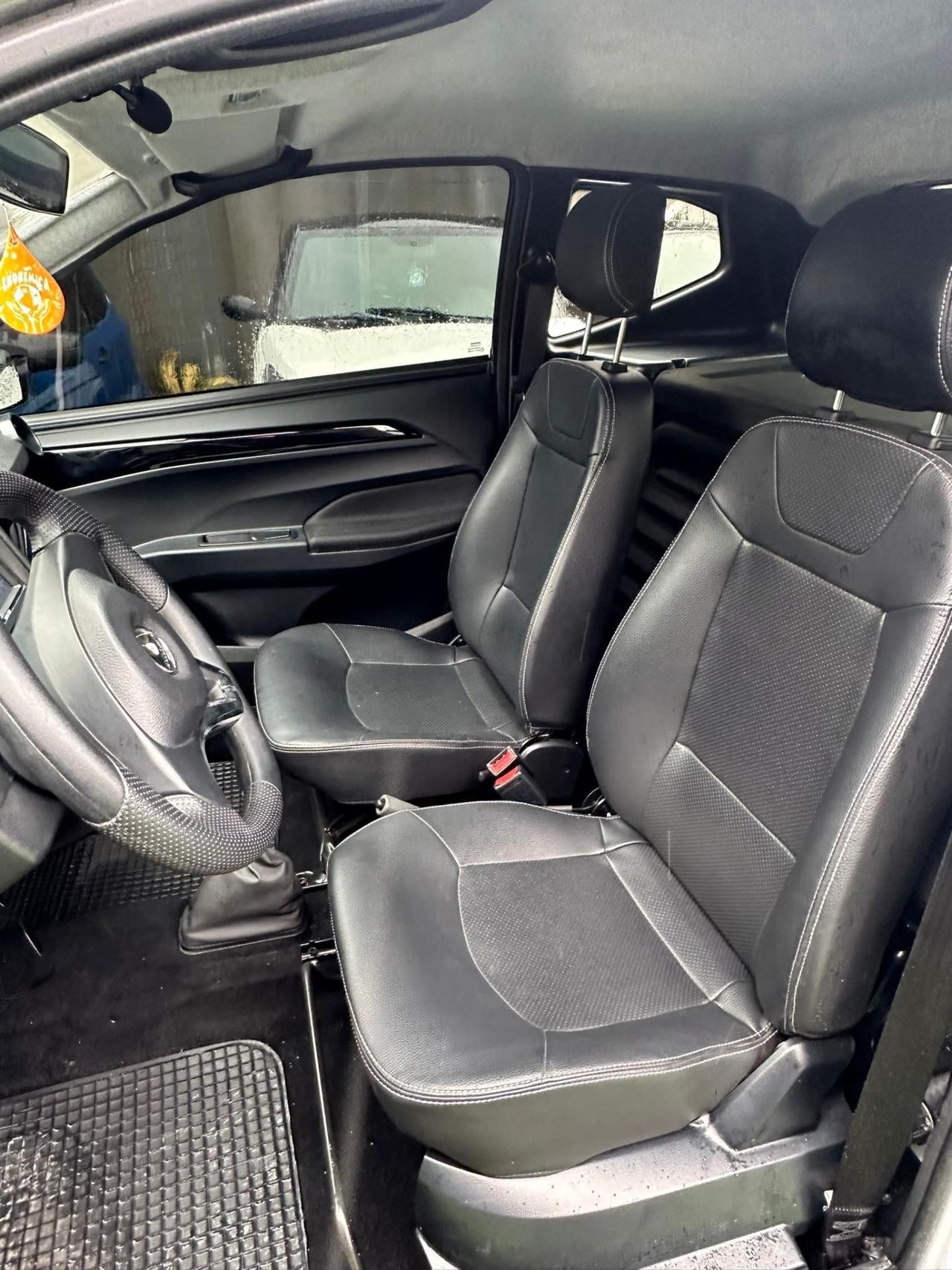 Aixam Ambition sport 2024 7000 km white