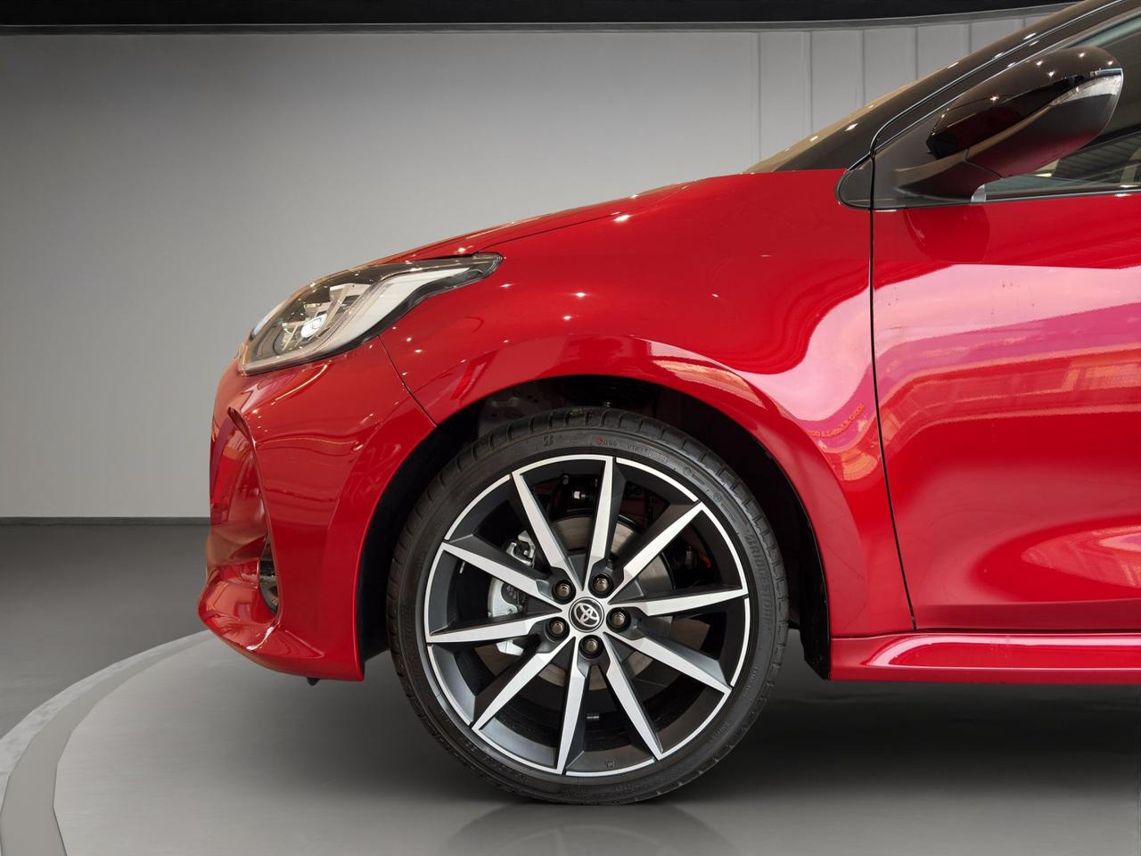 Toyota Yaris 1.5h 130 GR Sport