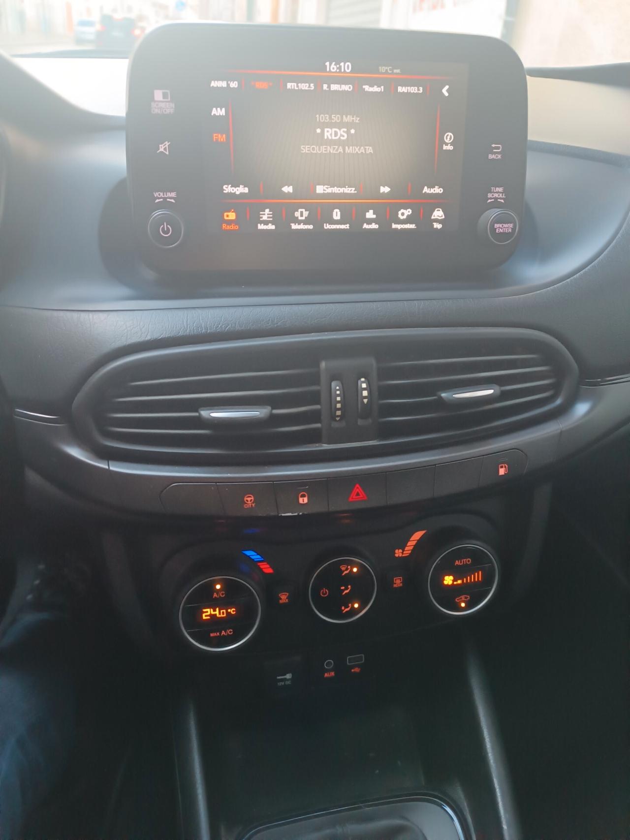 Fiat Tipo 1.4 T-Jet 120CV GPL 5 porte S-Design LOUNGE