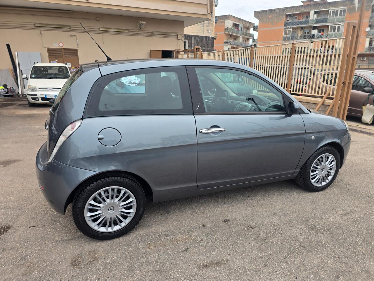 Lancia Ypsilon 1.2 Oro Gpl