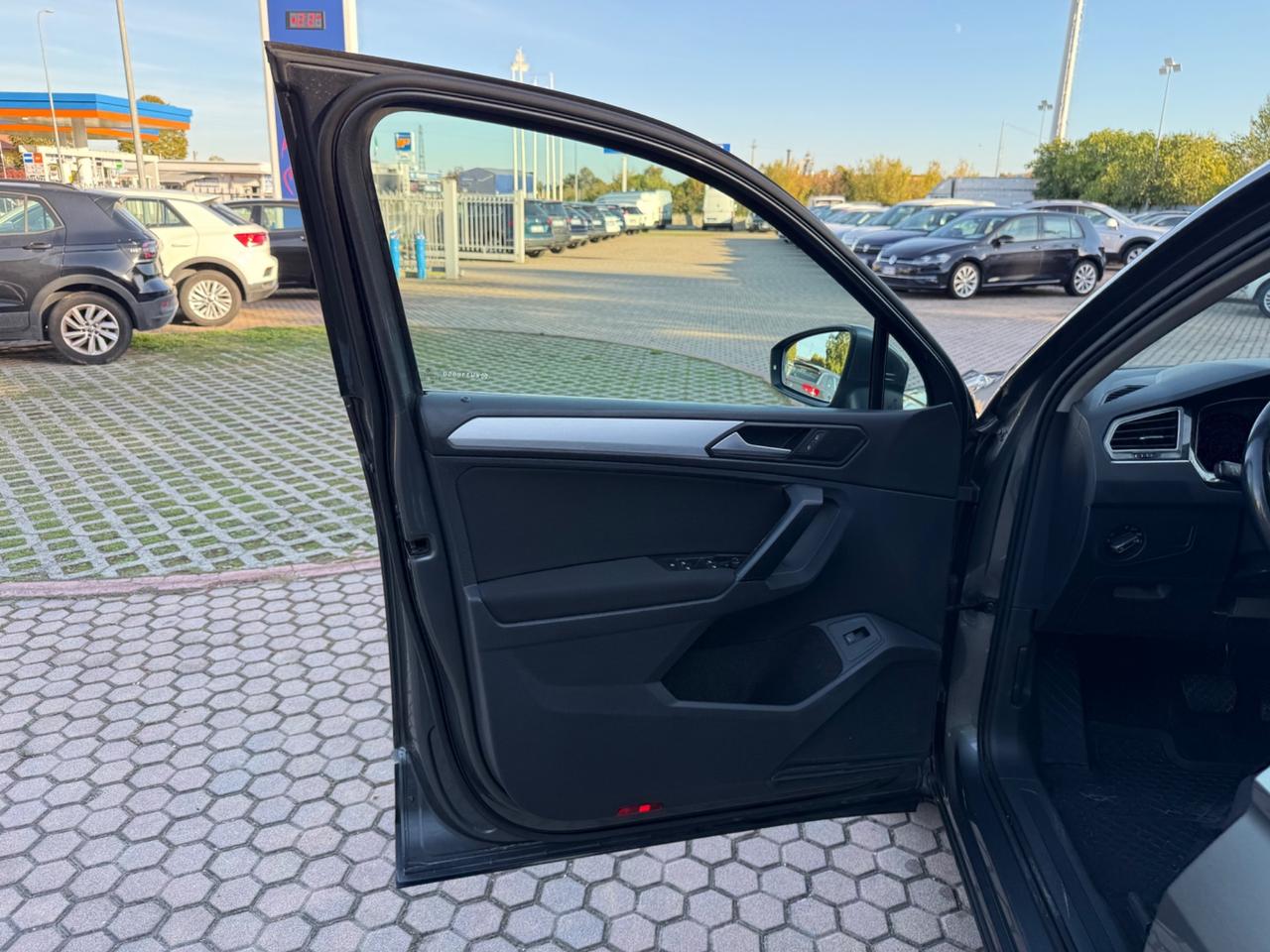 Volkswagen Tiguan 2.0 TDI SCR DSG 4MOTION Advanced BMT
