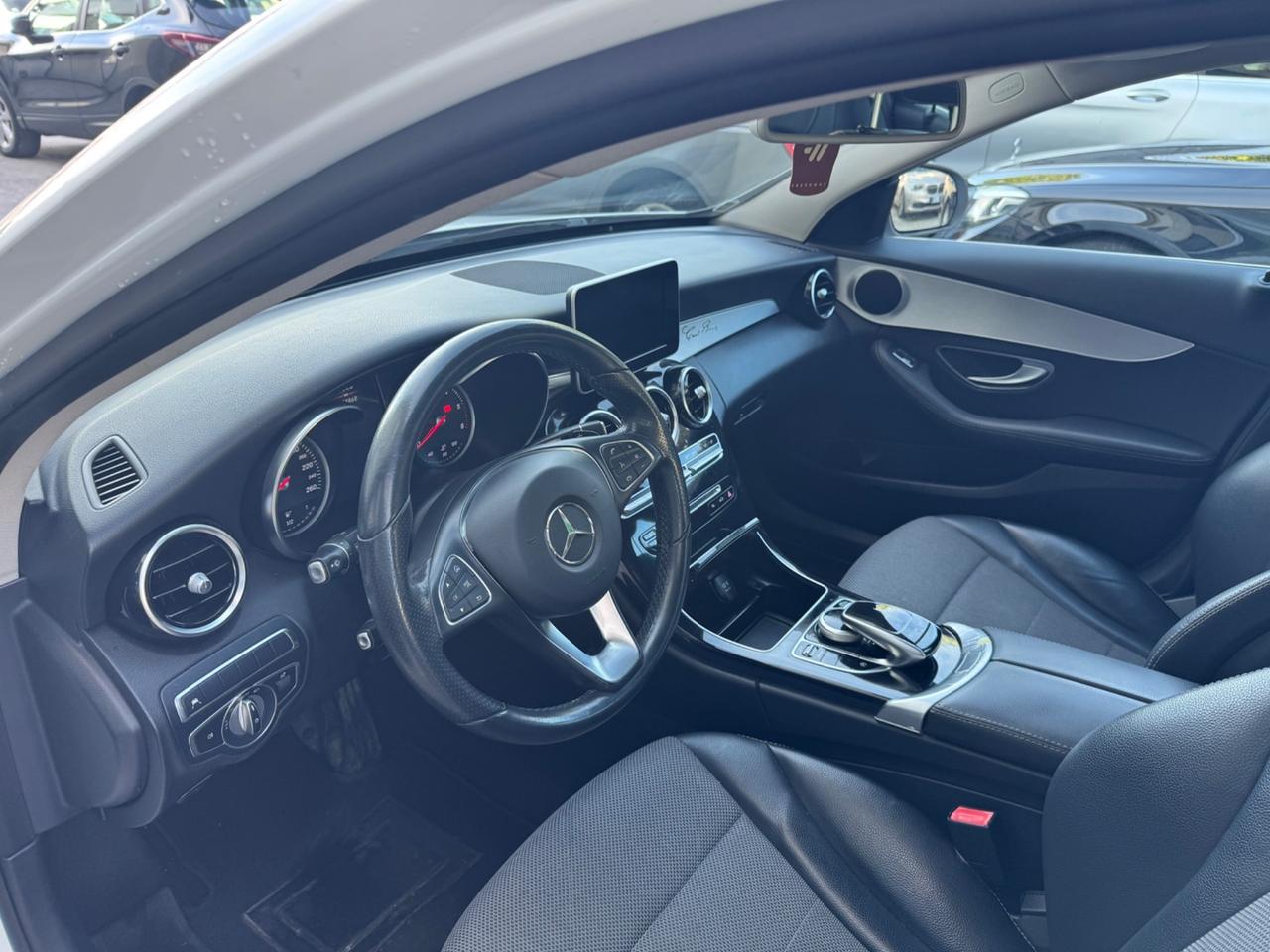 Mercedes-benz C 200 d Auto Premium