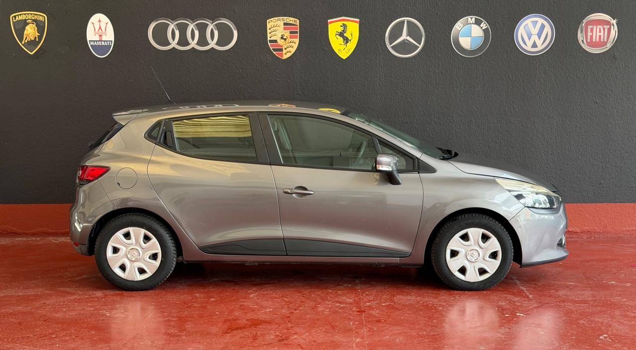 Renault Clio 1.2 75CV GPL 5 porte