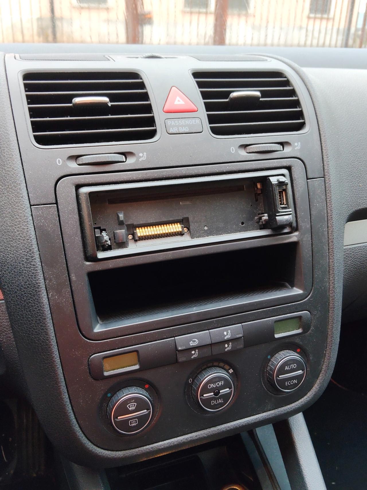 Volkswagen Golf 1.6 GPL 2006