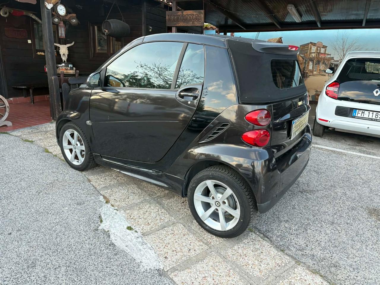 Smart ForTwo 1000 62 kW cabrio pulse