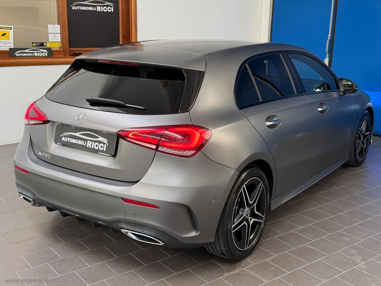 MERCEDES-BENZ A 250 Automatic Premium 59.000KM