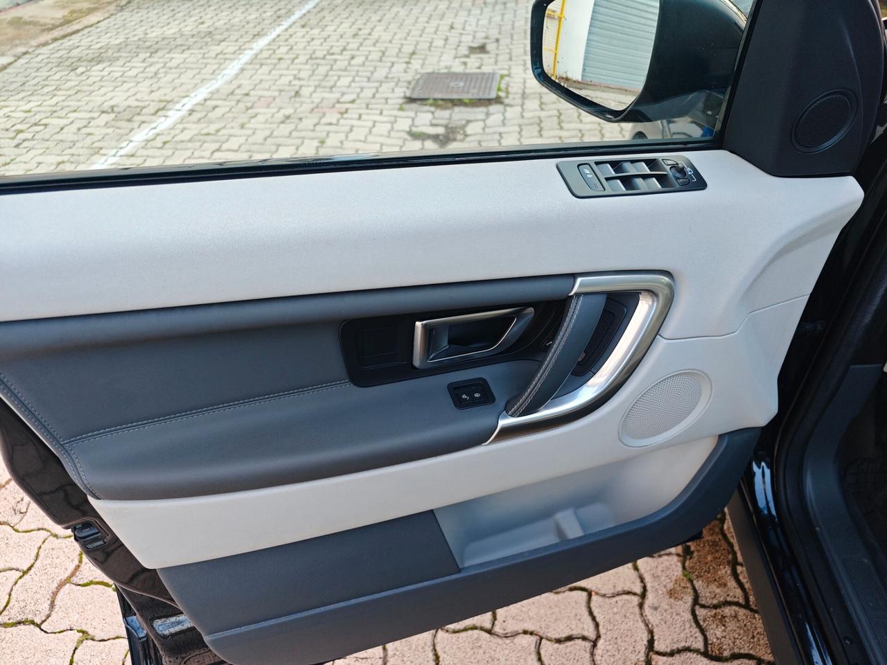 Land Rover Discovery Sport 2.0 TD4 180 CV