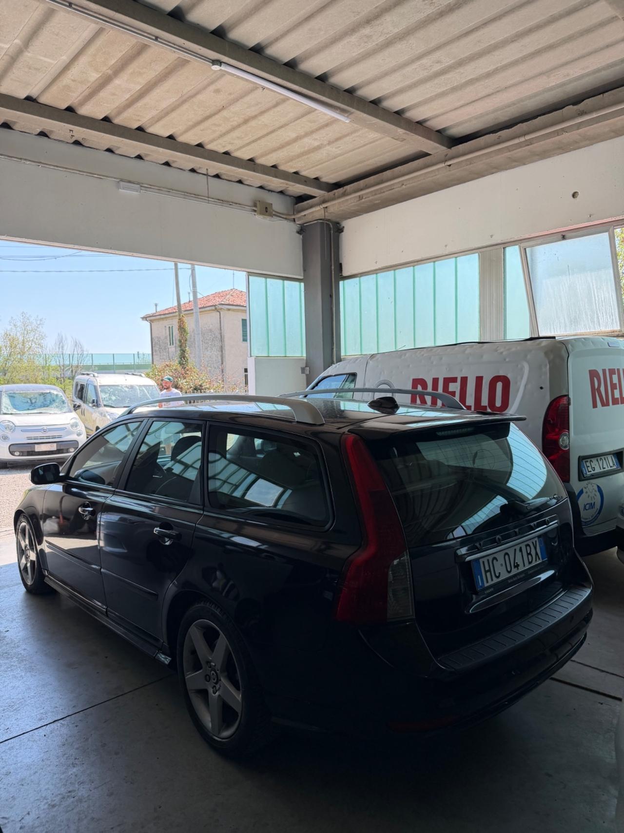 Volvo V50 1.6 D cat R-Design