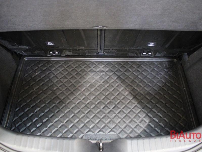 Toyota Aygo X Aygo X 1.0 VVT-i 72 CV 5p. Undercover S-CVT