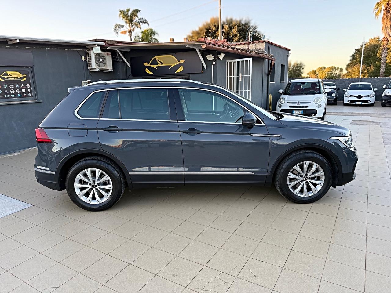 Volkswagen Tiguan 1.5 TSI 150 CV DSG ACT R-Line Garanzia 12 Mesi