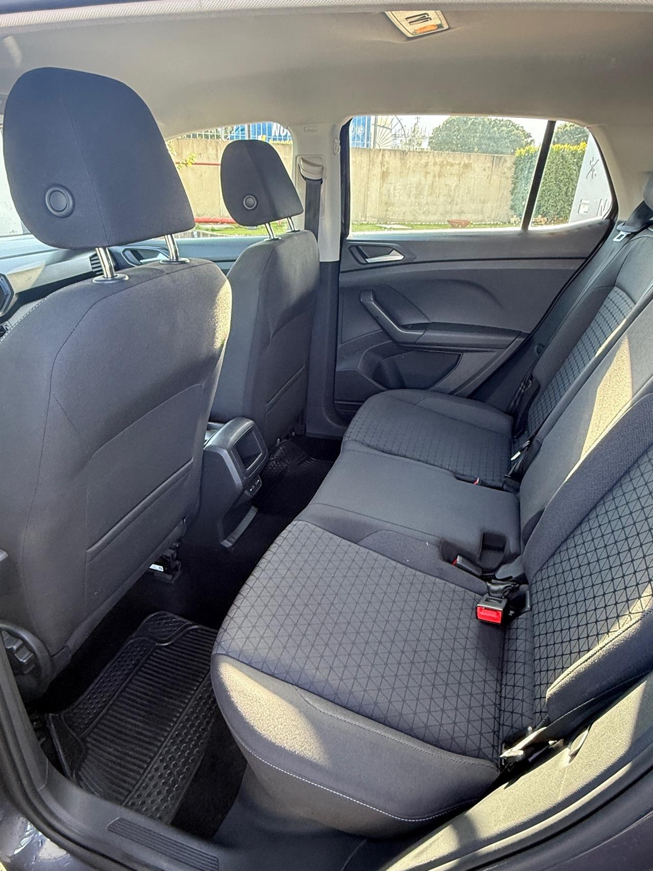 Volkswagen T-Cross 1.0 TSI Style my23" IVA ESPOSTA