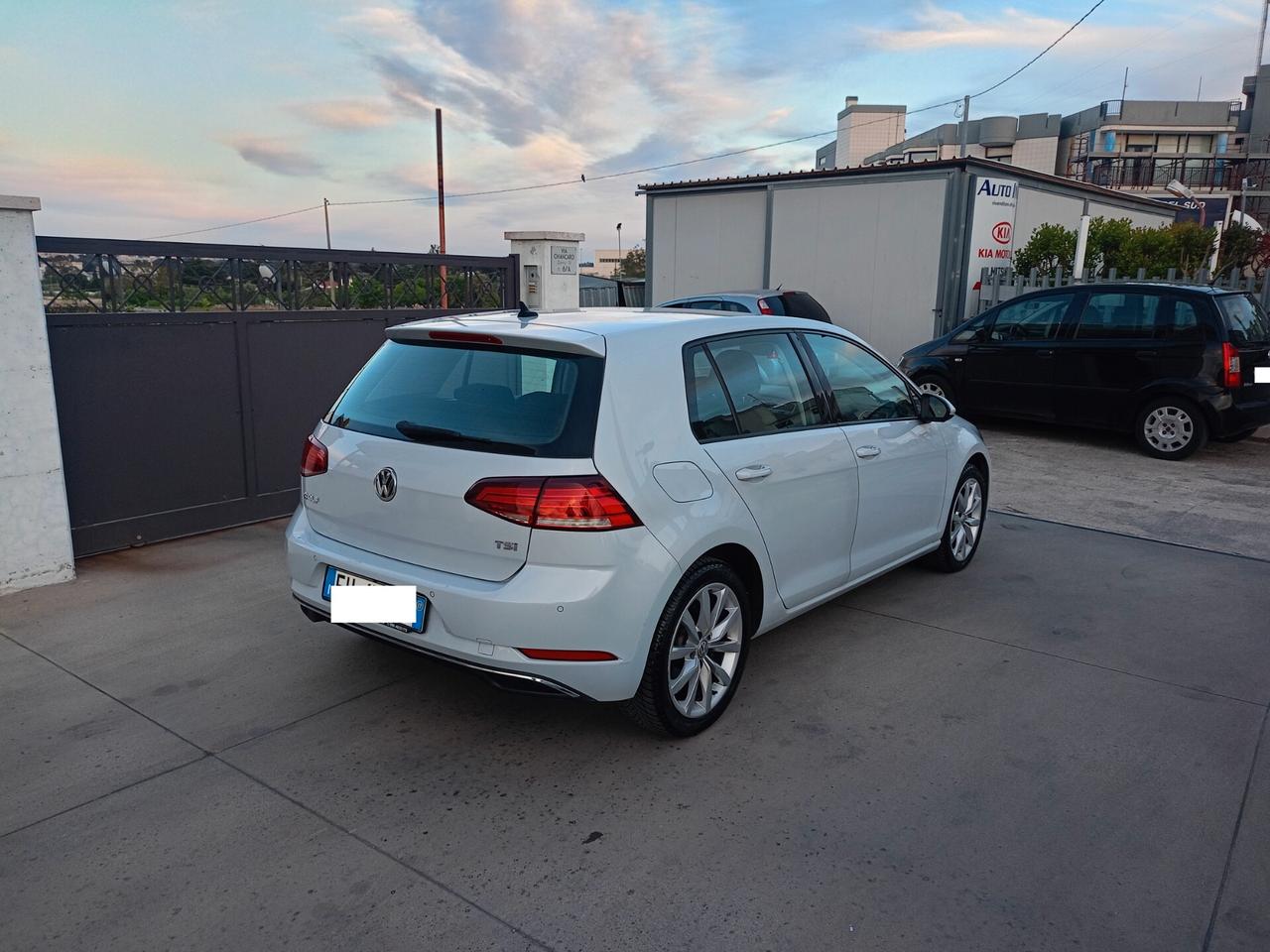 Volkswagen Golf 1.000 TSI 110 CV