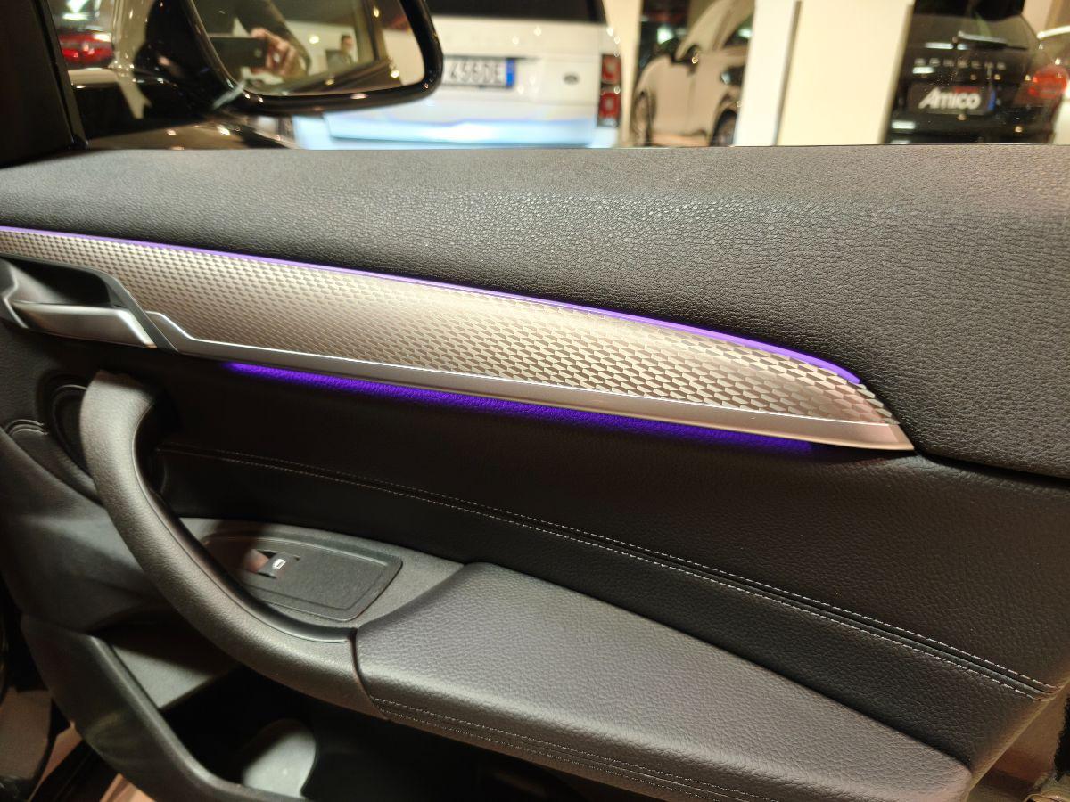 BMW X2 sDrive18d Edition M-SPORT Totalblack