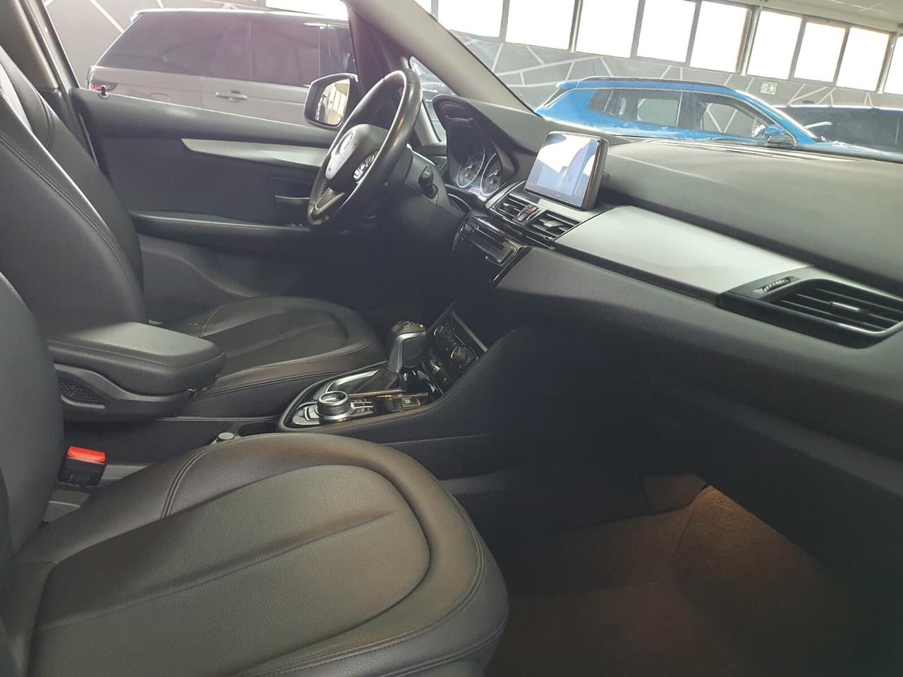 Bmw Active Tourer 218d Advantage