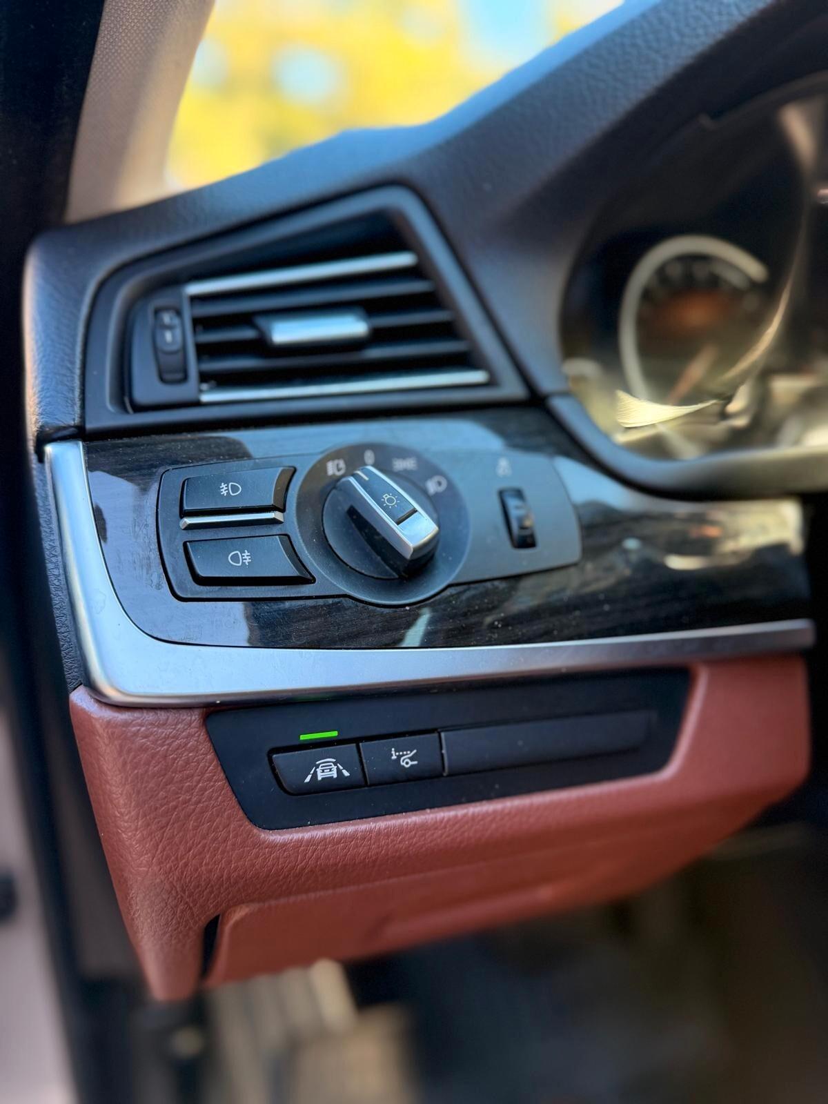 Bmw 525 525d xDrive Touring Luxury