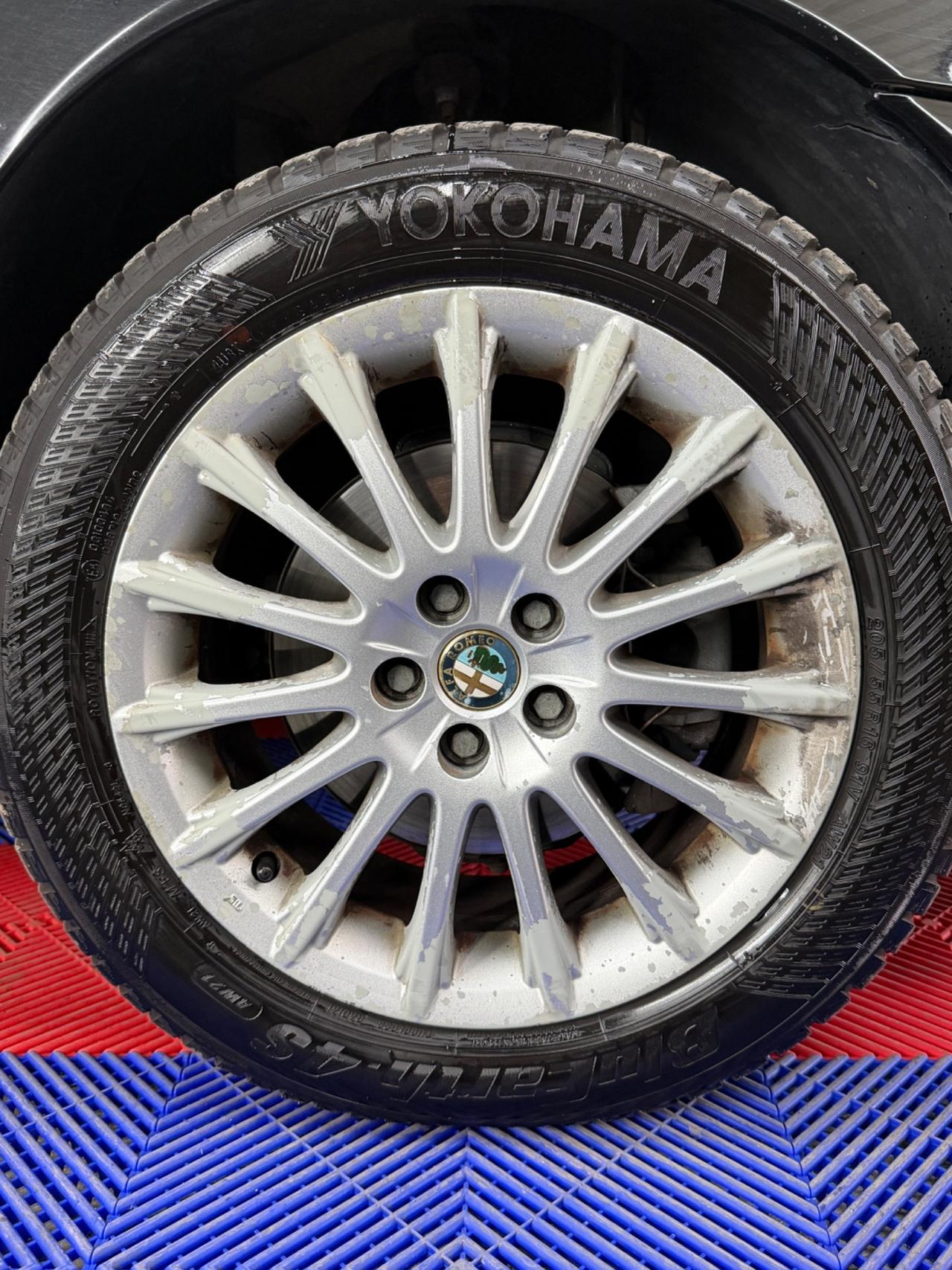 Alfa Romeo 147 1.9 JTD M-JET 16V 5 porte Black Line