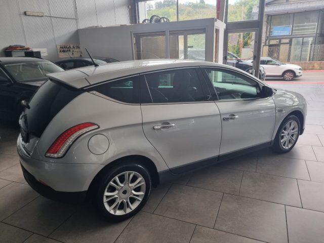 LANCIA Delta 1.9 MJT Twinturbo DPF Oro